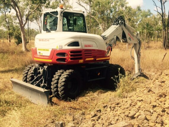 SM-0081-Pic-2 Wheeled excavation equipment used for digging work