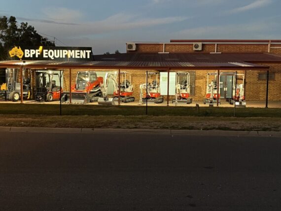 IMG_4067 SA Dealer BPF new showroom display of machinery and equipment